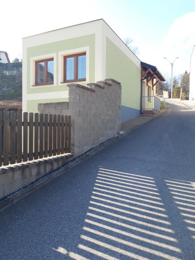 Apartman Plasy 외부 사진